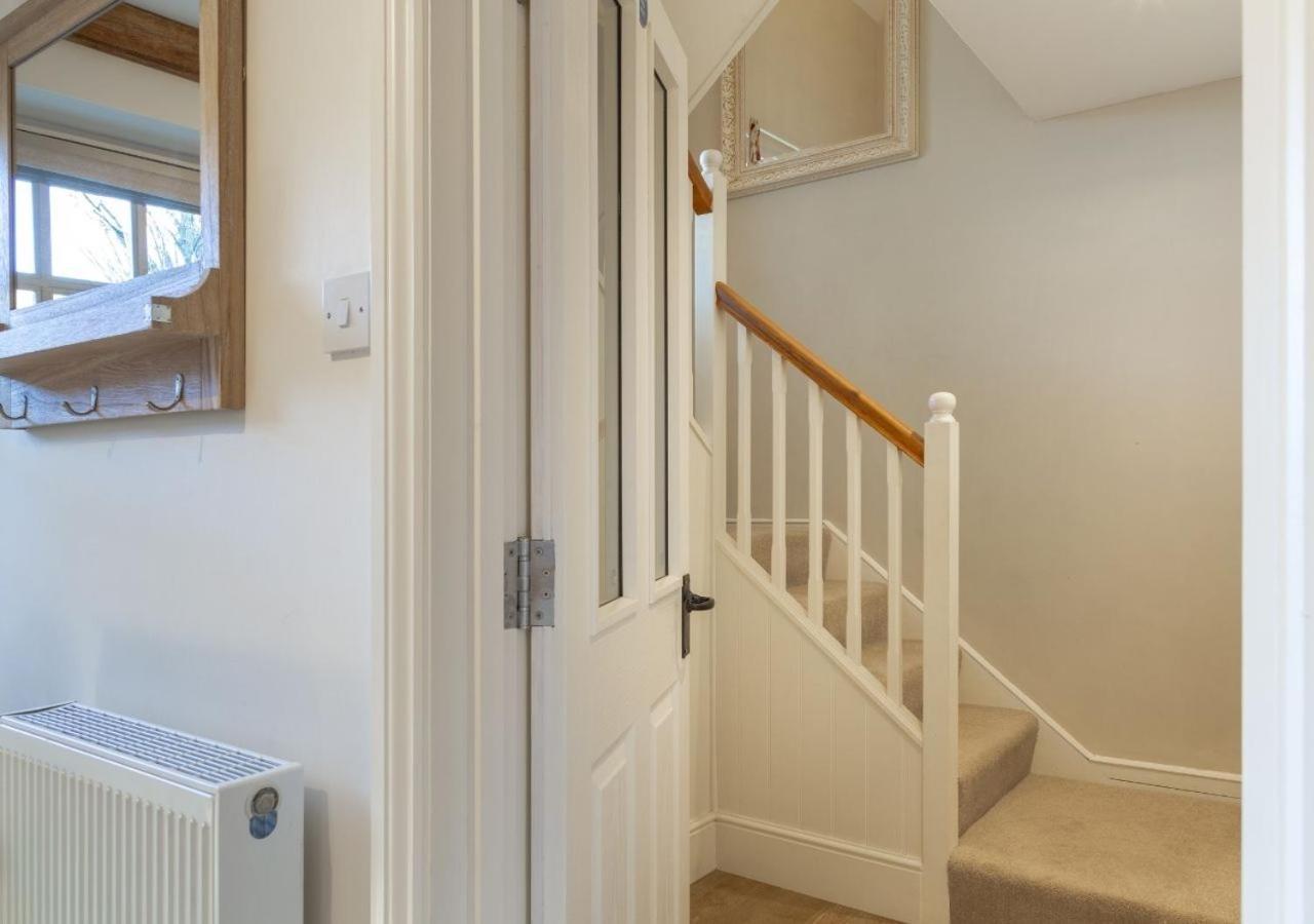 Jasmine Cottage - 2 Bedroom In Heart Of Bourton! Εξωτερικό φωτογραφία